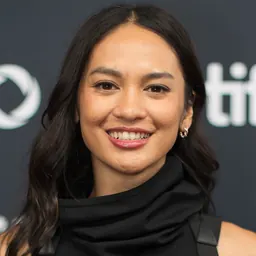 Portrait of Hana Malasan