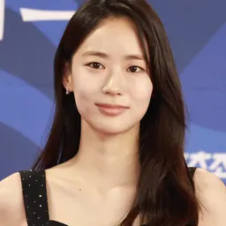 Portrait of Lee E-dam