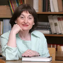 Portrait of Dubravka Oraić Tolić