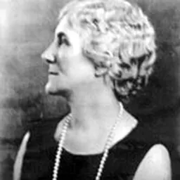 Portrait of Mayna Treanor Avent