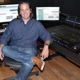 Portrait of Brett Epstein