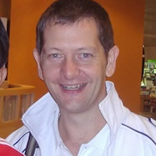 Portrait of Dave Roberts