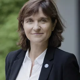 Portrait of Nathalie Drach-Temam