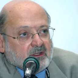 Portrait of Ronaldo Sardenberg