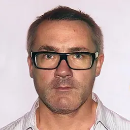 Portrait of Damien Hirst
