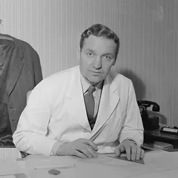 Portrait of Olav Selvaag