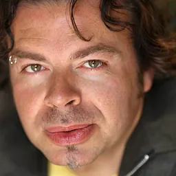 Portrait of Simone Sello