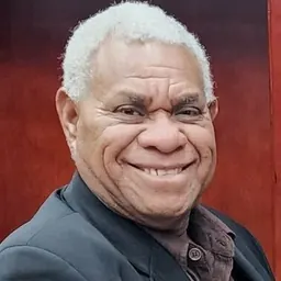 Portrait of Bob Loughman