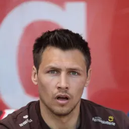 Portrait of Sören Gonther