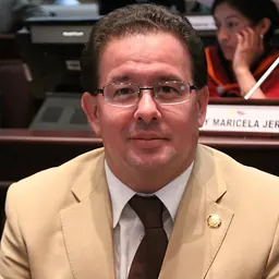 Portrait of Gastón Gagliardo