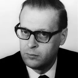 Portrait of Hein Roethof