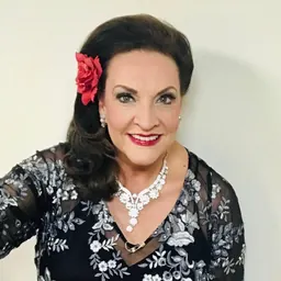 Portrait of Victoria Livengood