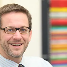Portrait of Richard Heaton