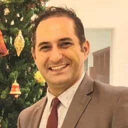 Portrait of Steven Khoury