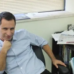 Portrait of Amir Rapaport
