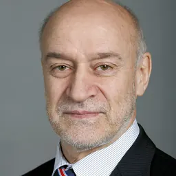 Portrait of Simon Schenk