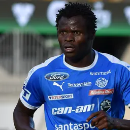 Portrait of Taye Taiwo