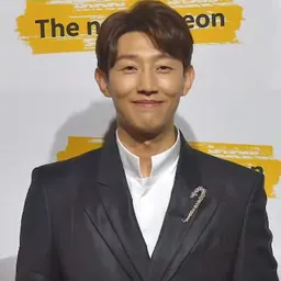 Portrait of Kang Ki-young