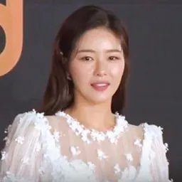 Portrait of Park Ha-na