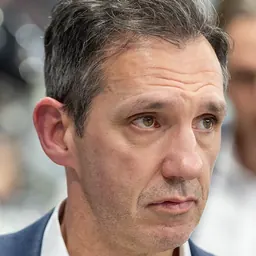 Portrait of Rob Leask