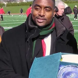 Portrait of Jason Bent