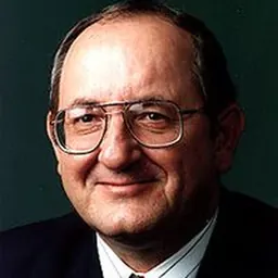 Portrait of Alex Somlyay