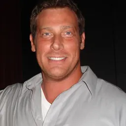 Portrait of Troy Brenna