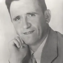 Portrait of Et'hem Cara