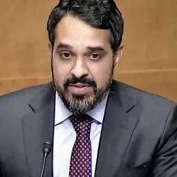 Portrait of Bharat Ramamurti