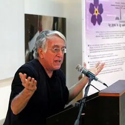 Portrait of David Barsamian