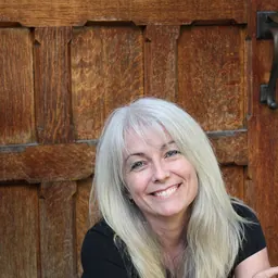 Portrait of Jennifer Lanthier