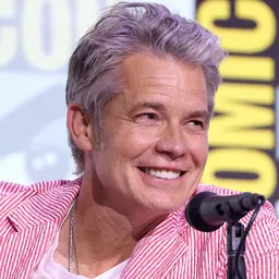 Portrait of Timothy Olyphant