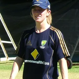 Portrait of Rachael Haynes