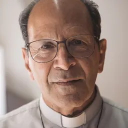 Portrait of Alejandro Solalinde