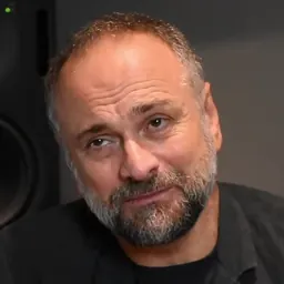 Portrait of Massimo Popolizio