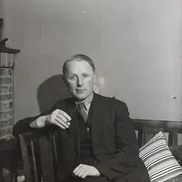 Portrait of Dan Folke