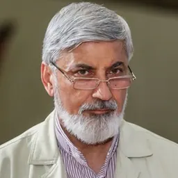 Portrait of Hamidreza Taraghi