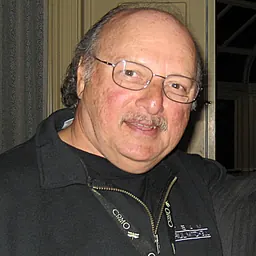 Portrait of Dennis Franz