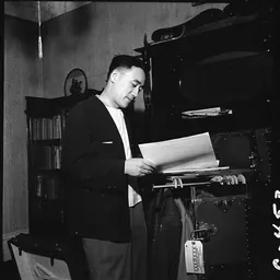 Portrait of Dave Tatsuno