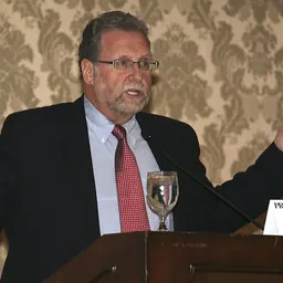 Portrait of Peter Greenberg