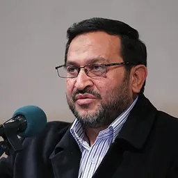 Portrait of Hamidreza Moghaddam Far