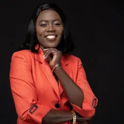 Portrait of Esther Akoth