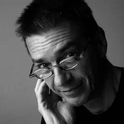 Portrait of Colin Thibert