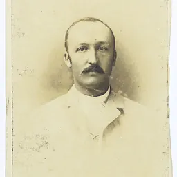 Portrait of Alfred Baur