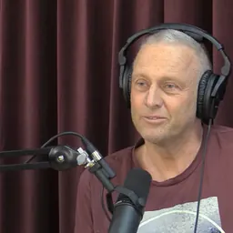 Portrait of Lars Holte