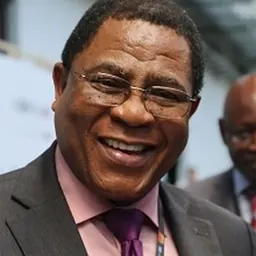 Portrait of Sindiso Ngwenya