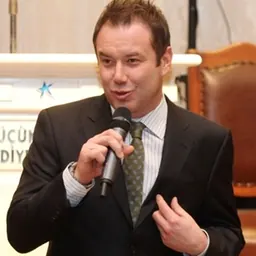 Portrait of Şoray Uzun