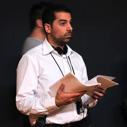 Portrait of Dustin Kahia