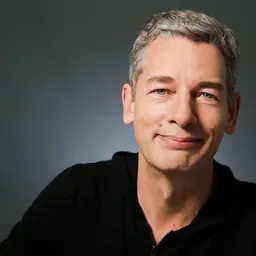 Portrait of Simon Moore