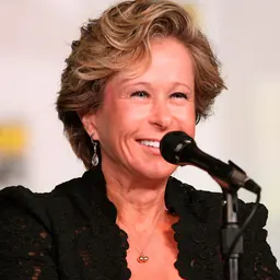 Portrait of Yeardley Smith